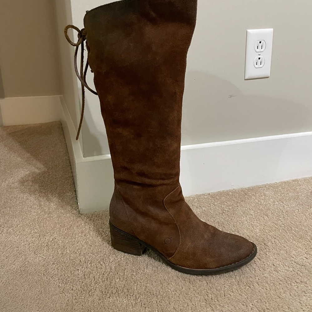♥️ BORN boots!